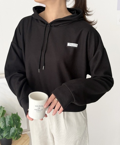 Dewlily パーカー 抜け感スタイルにハマる、デイリー使いに最適な1枚