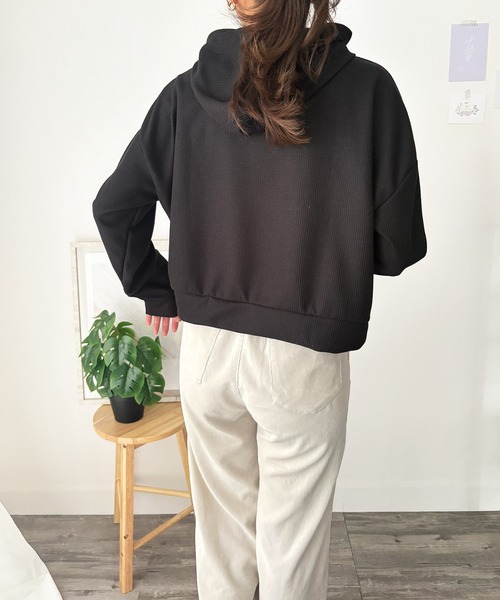 Dewlily パーカー 抜け感スタイルにハマる、デイリー使いに最適な1枚