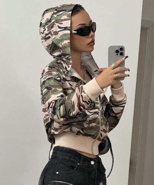 WEGO（ウィゴー） パーカー WEGO/迷彩柄ショート丈前ファスナー