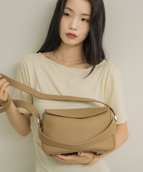 NEUNA（ヌナ） ショルダーバッグ バッグ 「500mlペットボトル収納可納