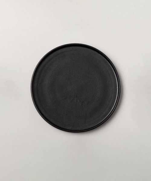 kuros'（クロス） 食器 美濃焼フラットリム プレート皿 マット 18cm