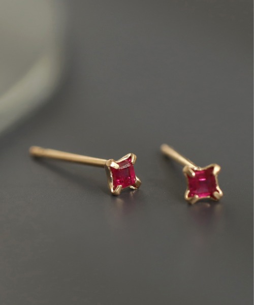 ANEMONE（アネモネ） ピアス 「クリスマス限定・ギフトBOX付」天然石