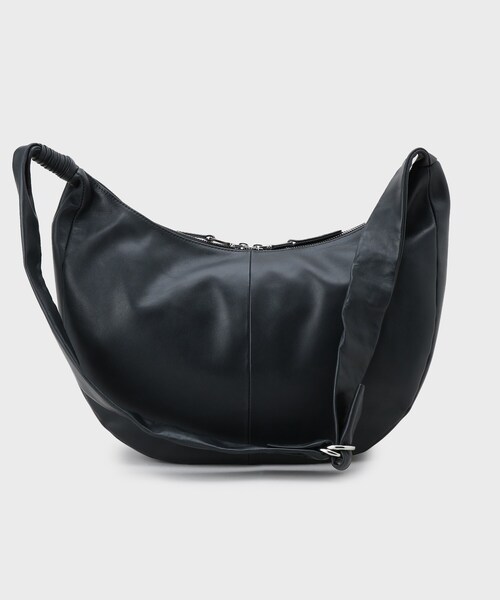 tk.TAKEO KIKUCHI（ティーケータケオキクチ） ショルダーバッグ 「牛革