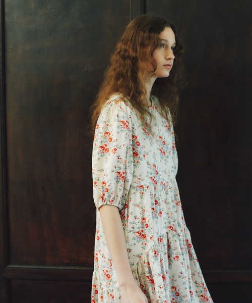 ワンピース パフスリーブ ティアードワンピースの画像