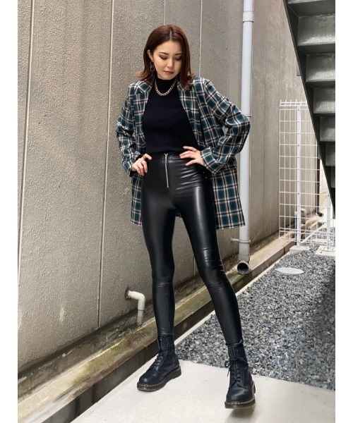 EGOIST（エゴイスト） パンツ サイドレースアップフェイクレザー