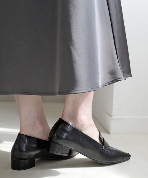 AmiAmi（アミアミ） パンプス スリムスクエアトゥローファーパンプス