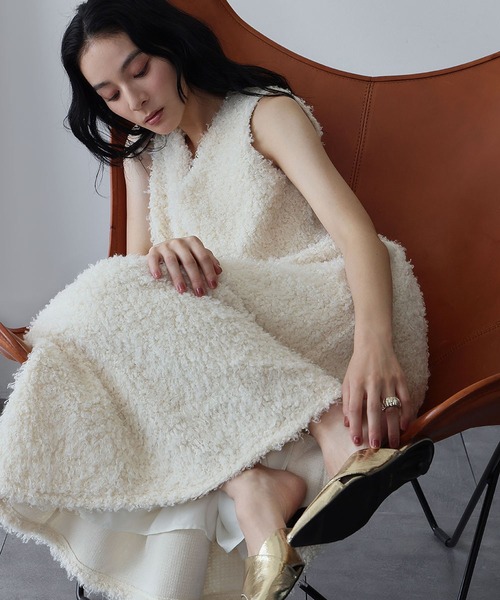 ELFRANK シープボアVネックジャンパースカート　ワンピース エルフランク ELFRANK シープボアVネックジャンパースカート