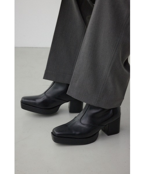 AZUL BY MOUSSY（アズールバイマウジー） ブーツ ハイソールデザイン