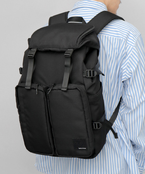 NAUTICA（ノーティカ） デイバック リュック 10ポケット 大容量