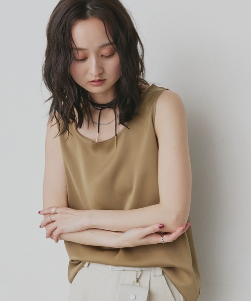 ad thie（アドティエ） タンクトップ ノースリーブ シルキー サテン
