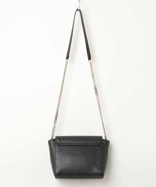 ★美品★FURLA ショルダーバッグ ブラック FURLA（フルラ） ショルダーバッグ - ブラック レディース : ZOZOTOWN