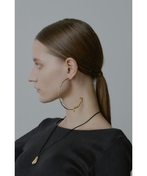 【関税込み】LEVENS JEWELS ブルー Ginger フープピアス ≪SALE≫シンプルスプリングフープピアス(ゴールド): ALL｜Bleu