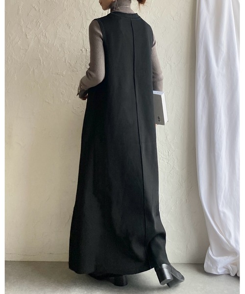 ノースリーブ　ニット柄ワンピース　フレア　Aライン She's Closet ワンピース 深Vネックノースリーブロング丈Aライン