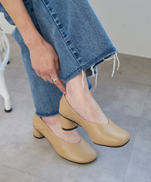 スピックアンドスパン　エナメルパンプス　黒 Spick＆Span パンプス Spick ＆ Span オブリークパンプス