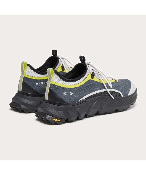 OAKLEY スニーカー　Light Shield OAKLEY スニーカー Light Shield（オークリー ライト シールド