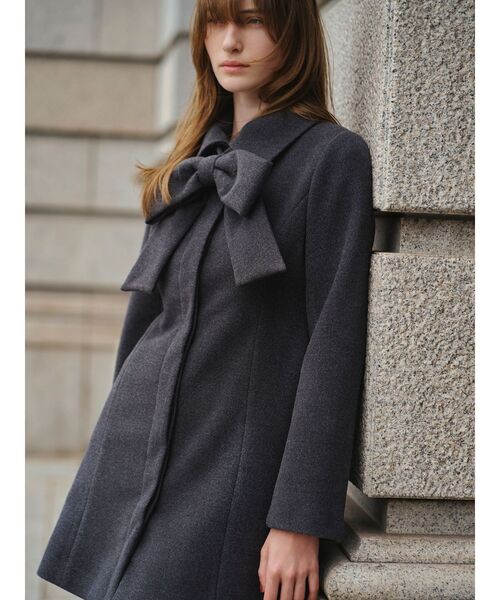 【新品未使用タグ付き】An MILLE☆ビッグリボンコート☆オフホワイト☆完売 RESEXXY（リゼクシー） コート アウター ビッグリボンミディコート