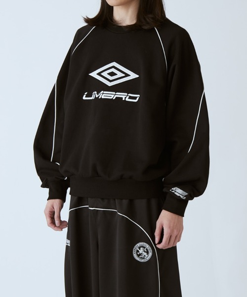 トレーナー スウェット 「UMBRO×Lui's」パイピングロゴスウェット メンズ レディースの画像