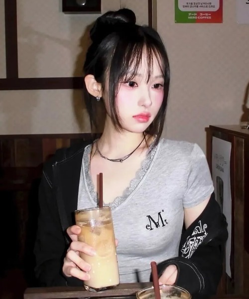 「MUCENT」 半袖カットソー FREE ネイビー レディース_画像6