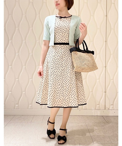 美品　TOCCA トッカ　ＣＡＲＡＭＥＬＬＡドレス　ワンピース　ベージュ系　2 TOCCA（トッカ） ワンピース 【再入荷！】CARAMELLA DRESS ドレス