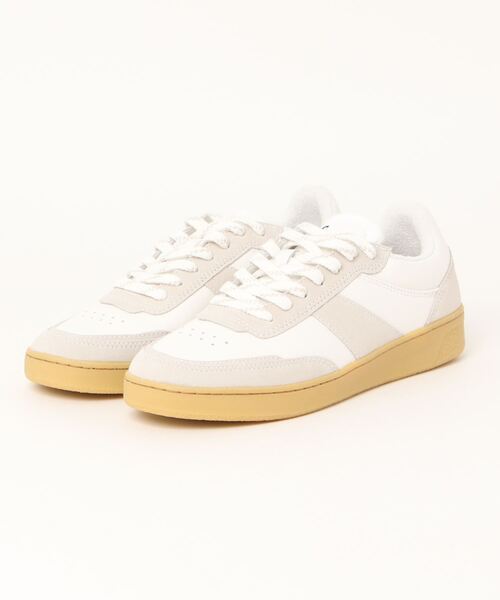 【送料&関税込】A.P.C. plain Sneaker A.P.C.のベージュ Plain スニーカーがセール中