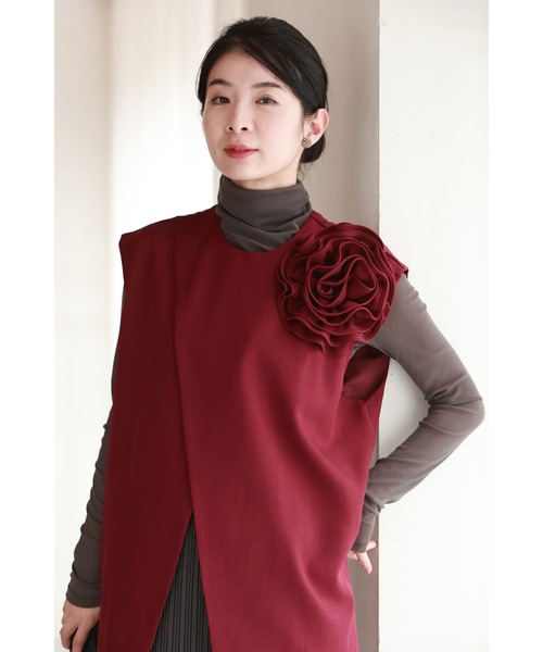 ベスト ジレ 心に咲く大輪の花のスリットカットソートップス レディース
