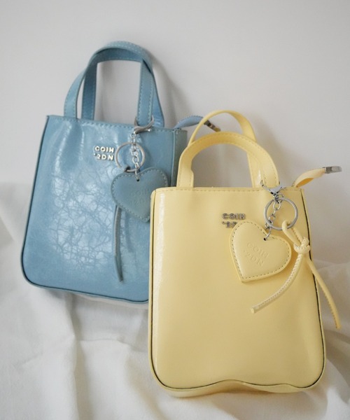 Port ショルダーバッグ バッグ 「 / ポート 」 チャーム付き