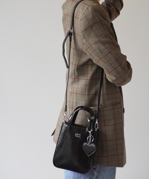 Port（ポート） ショルダーバッグ バッグ 「 」 チャーム付き 2WAY