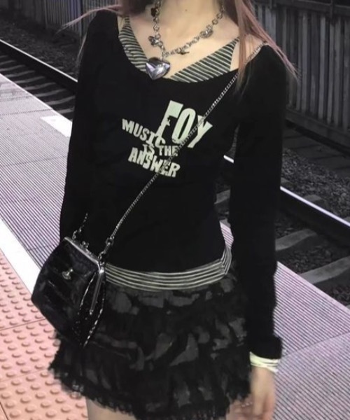 lilful tシャツ Y2K ボーダーキャミ フェイクレイヤードロンT