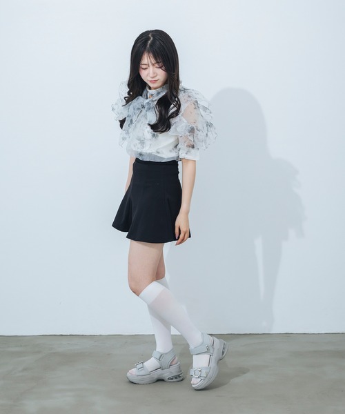 UGGサンダル　大人気！未使用に近い　レシートあり 入荷困難 激レア 美品 23 UGG✨ LA CLOUD SANDAL✨厚底 - メルカリ
