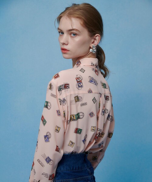 ブラウス シャツ 「LOULOU WILLOUGHBY」レタープリントシャツブラウス レディースの画像