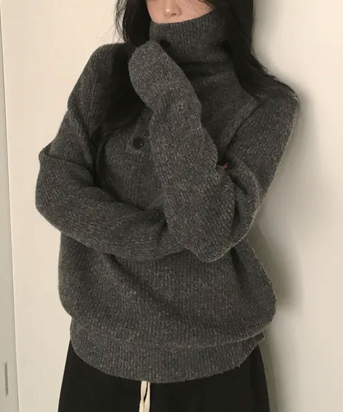 ニット セーター フィンガーホール付き タートルネックリブニット