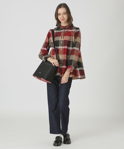 BLUE LABEL CRESTBRIDGE（ブルーレーベルクレストブリッジ