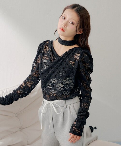 【新品未使用】Chicoチョーカー付きフロッキードットレーストップス Chico（チコ） tシャツ 「SALON by Chico」チョーカー付きフロッキー