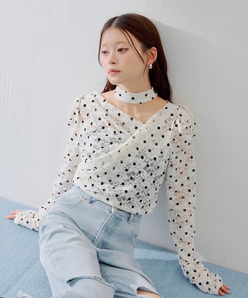 salon by chico チョーカー付きフロッキードットレーストップス Chico（チコ） tシャツ 「SALON by Chico」チョーカー付きフロッキー