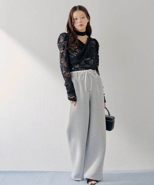 Chico（チコ） tシャツ 「SALON by Chico」チョーカー付きフロッキー