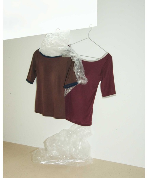 OUR WACOAL tシャツ カップ付きバックオープンTシャツ 5分袖