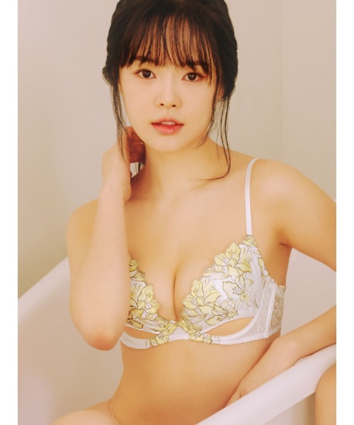 RAVIJOUR（ラヴィジュール） ブラジャー レミニセンスグラマーアップ