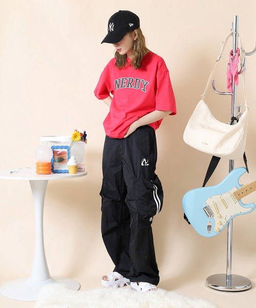 新品未使用タグ付きNERDYパラシュートカーゴパンツ【S】 NERDY パンツ パラシュートカーゴパンツ レディース : ZOZOTOWN