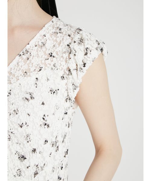 CELFORD（セルフォード） ワンピース ピグメントフラワーワンピース