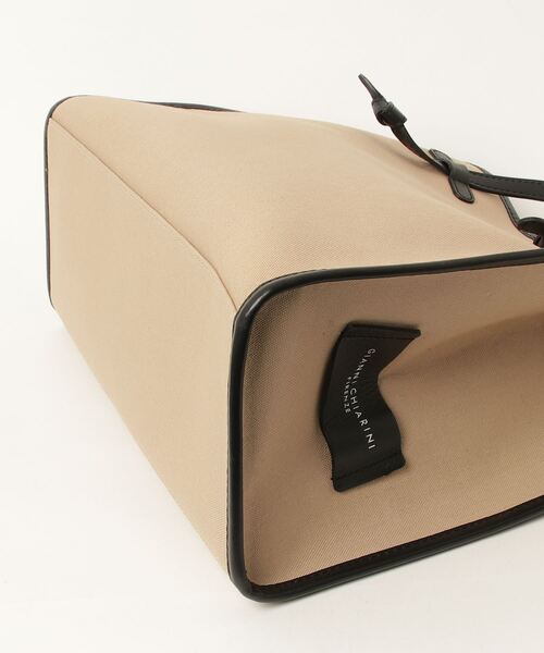 SALE♡GIANNI CHIARINI ベージュトートバッグ GIANNI CHIARINI 「GIANNI CHIARINI」 トートバッグ FREE