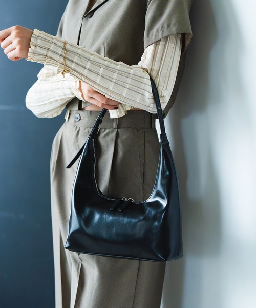 LA MARGE ショルダーバッグ バッグ 「本革」 ハーフムーン ショルダー