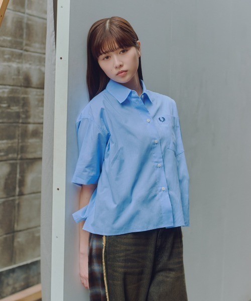 ブラウス シャツ 「FRED PERRY/フレッドペリー」 別注 ワンポイントロゴ刺繍 シアーシャツ「追加」 レディースの画像