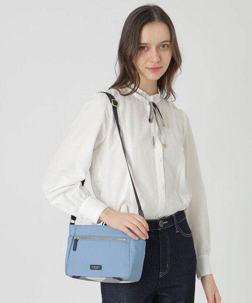 BLUELABEL ミニショルダーバッグ BLUE LABEL CRESTBRIDGE（ブルーレーベルクレストブリッジ