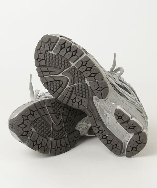 「New Balance」 ローカットスニーカー 24cm グレー レディース