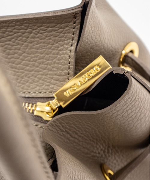 トートバッグ 「VIOLAd'ORO/ヴィオラドーロ」ベルトトート　2WAY 肩掛け　Mサイズ レディース メンズの画像
