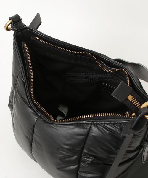 CHARLES & KEITH ブラック トートバッグ　新品未使用 CHARLES ＆ KEITH（チャールズ&キース） 「CHARLES & KEITH」 トート