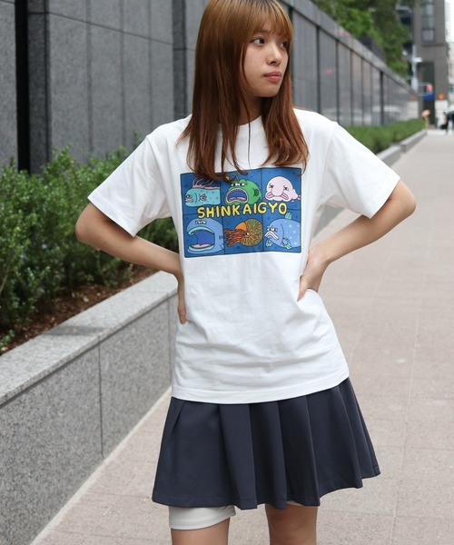 Tシャツ　ホワイト　Lサイズ　（♡choyukorin♡） UNIT CHEST tシャツ 「UNIT CHEST」unique unisex T-shirt