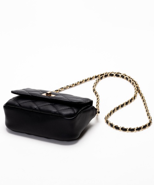 定価12万円！！ チェーンショルダーバッグ セール】チェーンチャーム付 ショルダーBAG（ショルダーバッグ