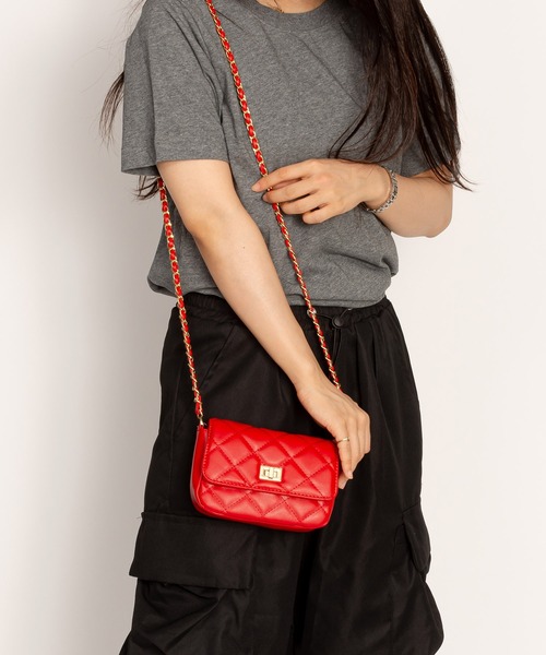 チェーン付きダークレッドキルティングショルダーバッグ SVEC（シュベック） ショルダーバッグ バッグ キルティング チェーン