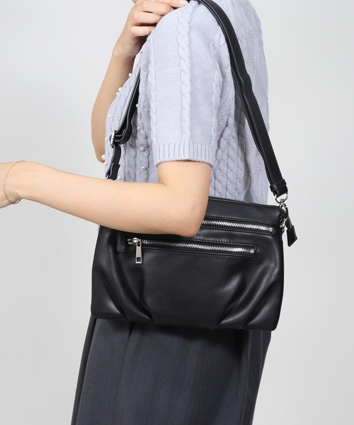 Bermosa ショルダーバッグ バッグ 「10個の収納スペース！」2way